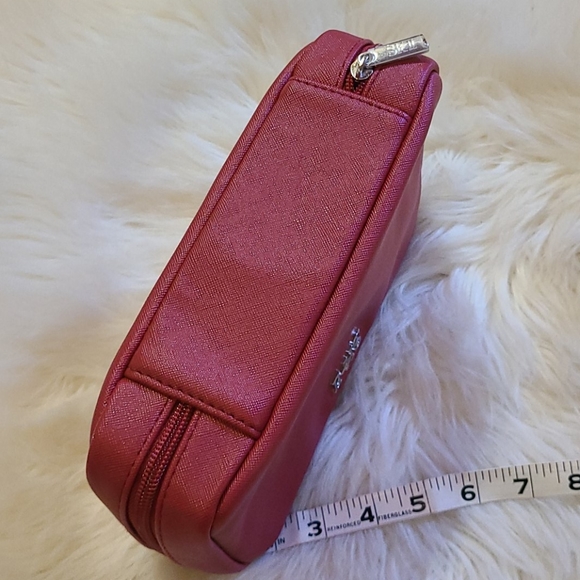 ⭕️5/$25⭕️ Like New! SK-11 Cosmetic Pouch - Picture 7 of 12